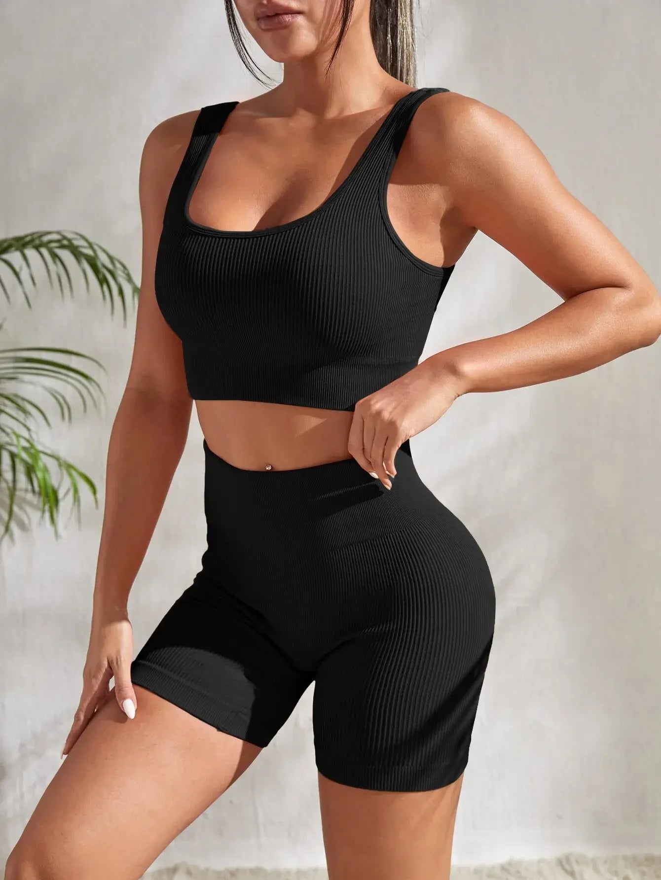 Short sports set