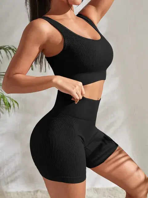 Short sports set